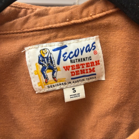 Like New Men's Tecovas Button Down Shirt Size Small - Picture 4 of 7